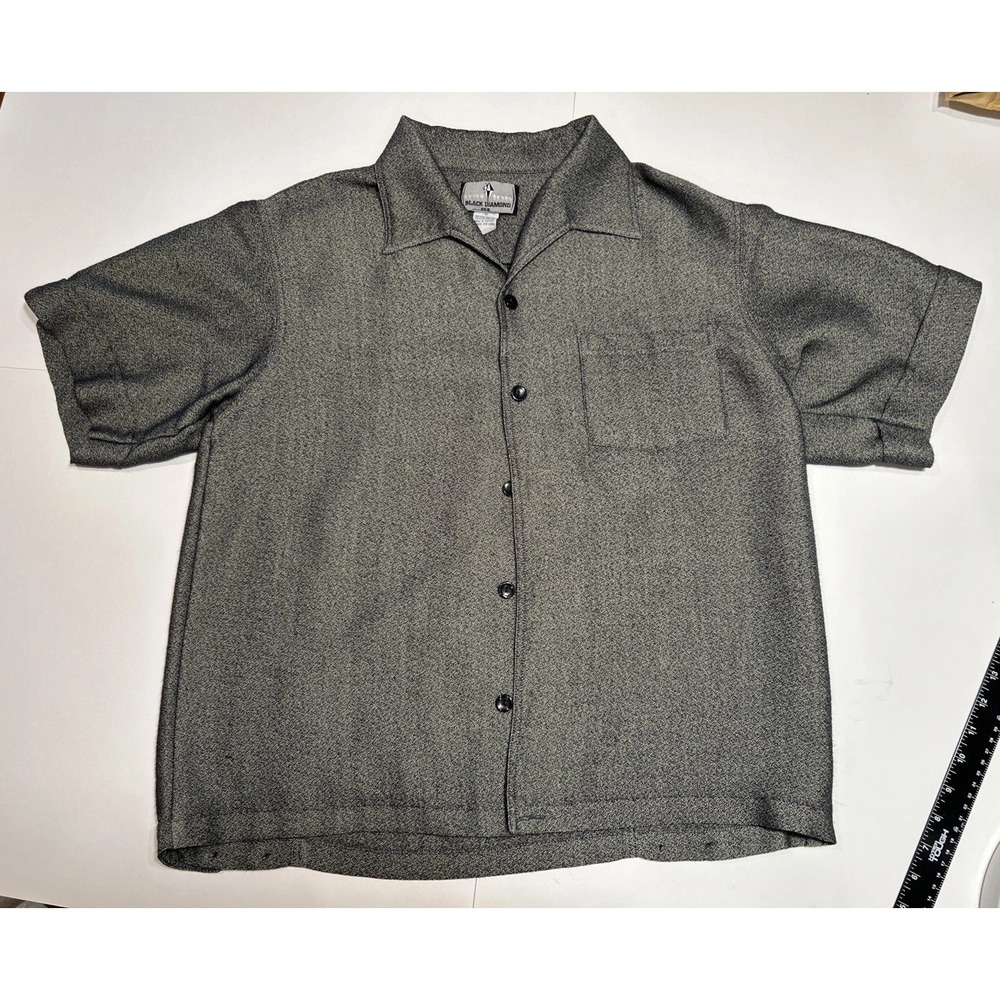 Vintage Black Diamond Mens Size M Camp Shirt Grey Textured Short Sleeve Retro